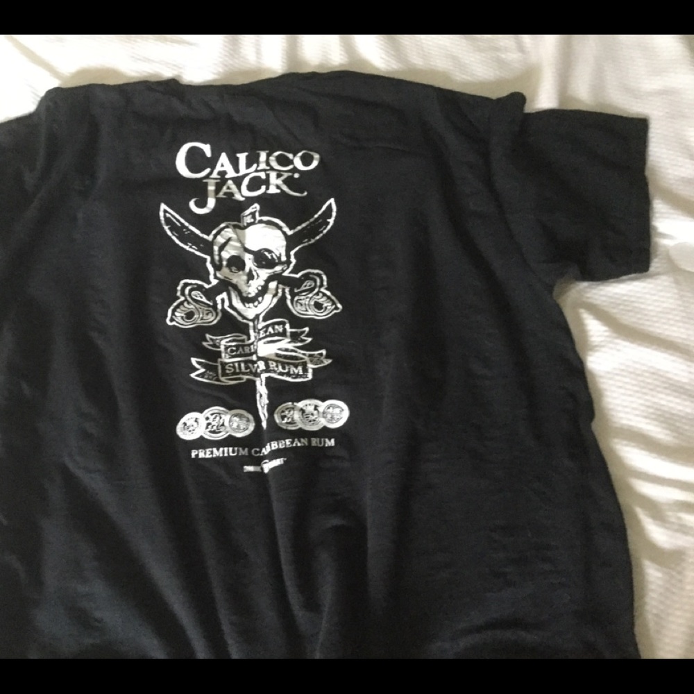 Never worn Pittsburgh Pirates tee-shirt - Picture 2 of 2